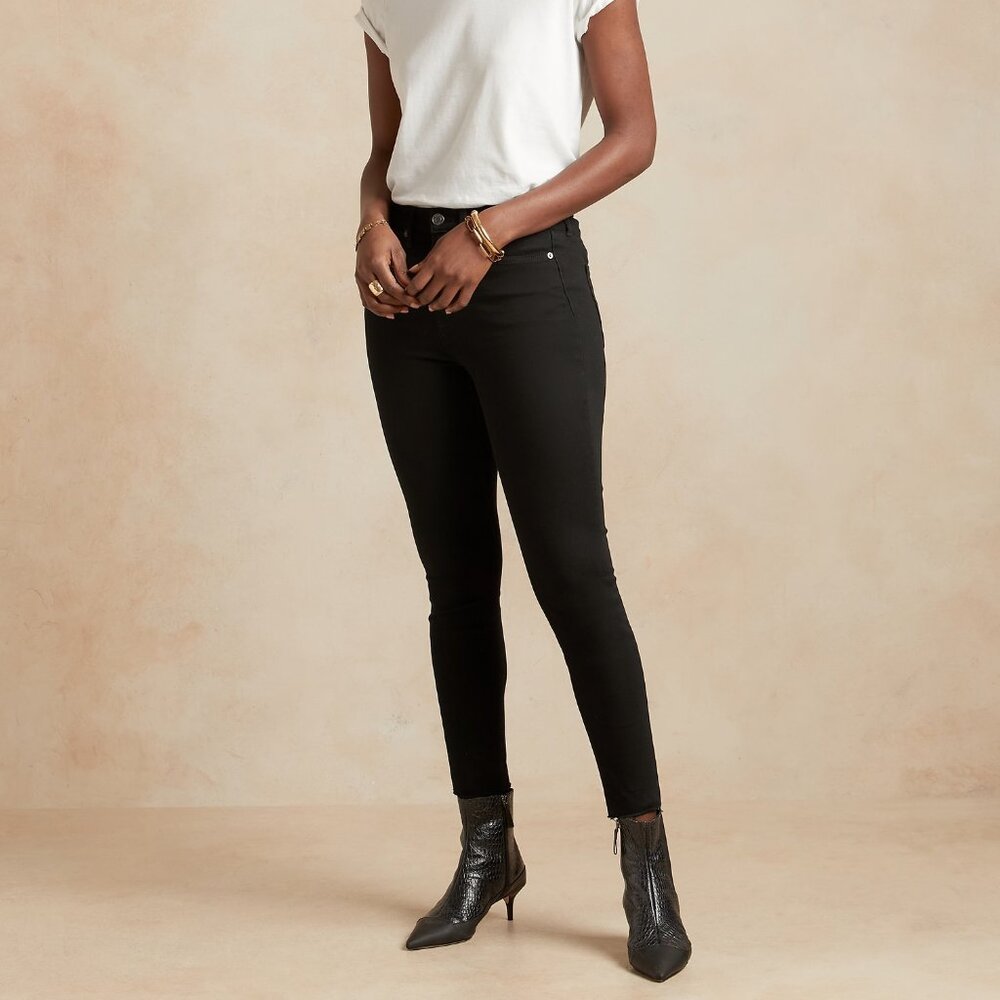 🔥 Banana Republic | Black Raw-Edge High-Rise Skinny Jean 29